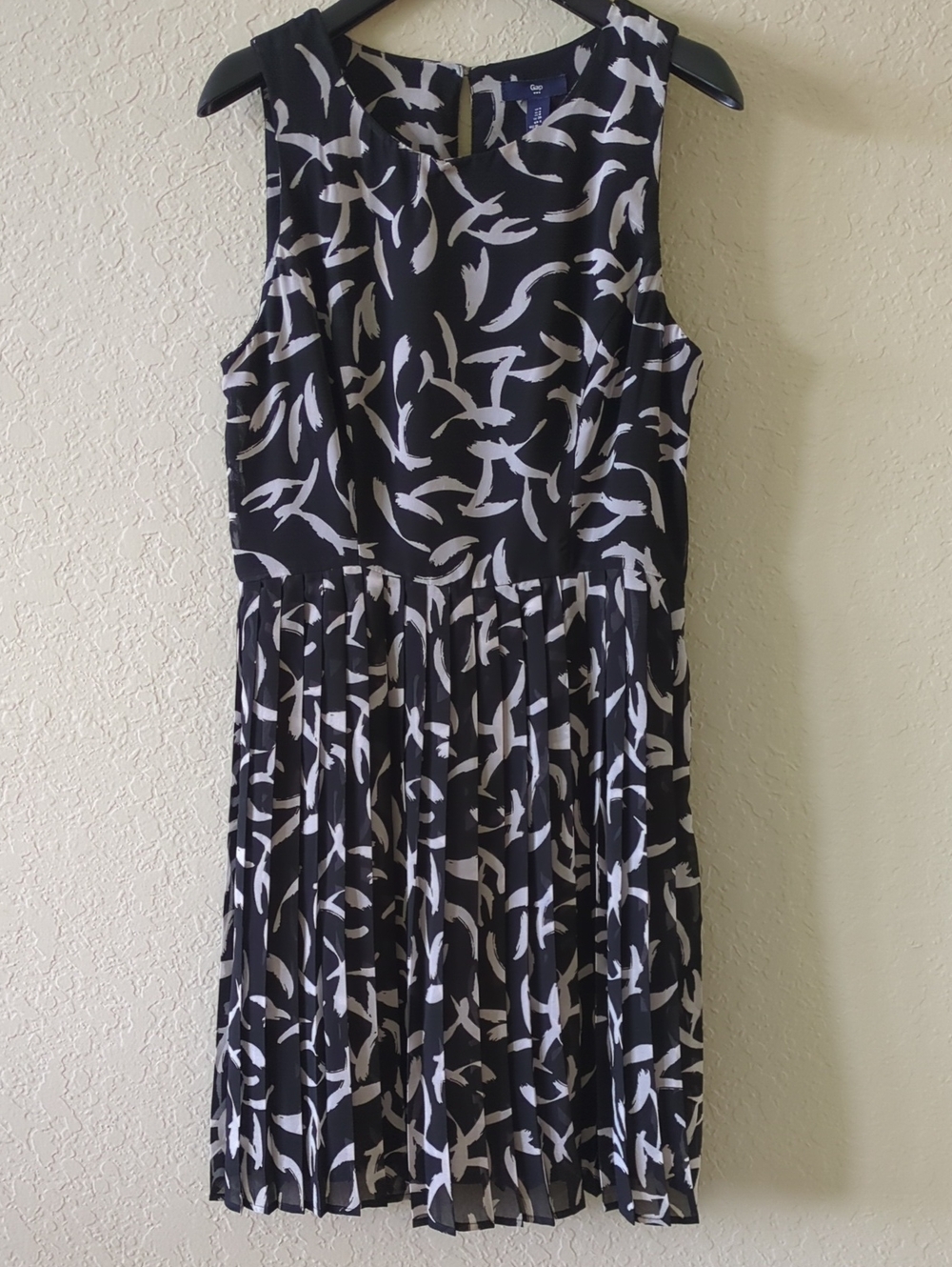GAP Black and White Abstract Print Midi Dress